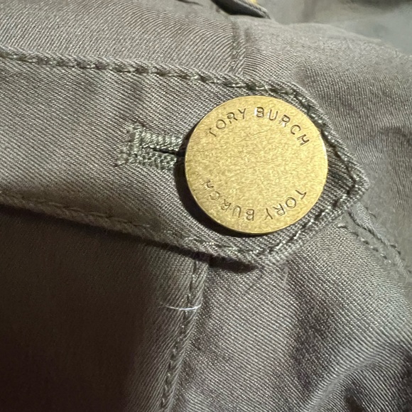 Tory Burch skirt. - Picture 7 of 10